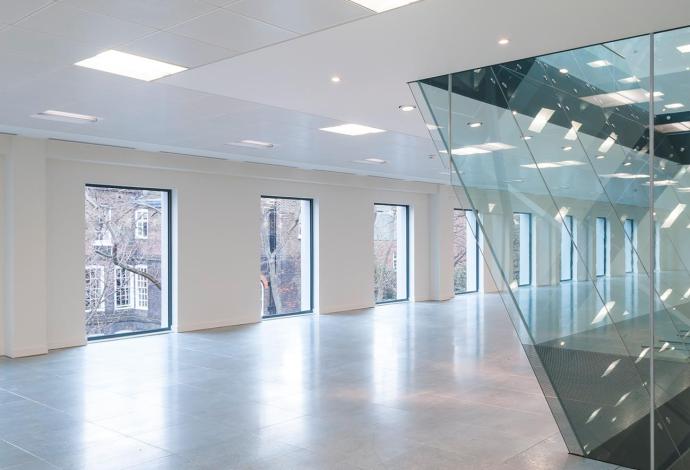 Andrez-Brajon / Dupont-Est - Article éclairage locaux professionnels